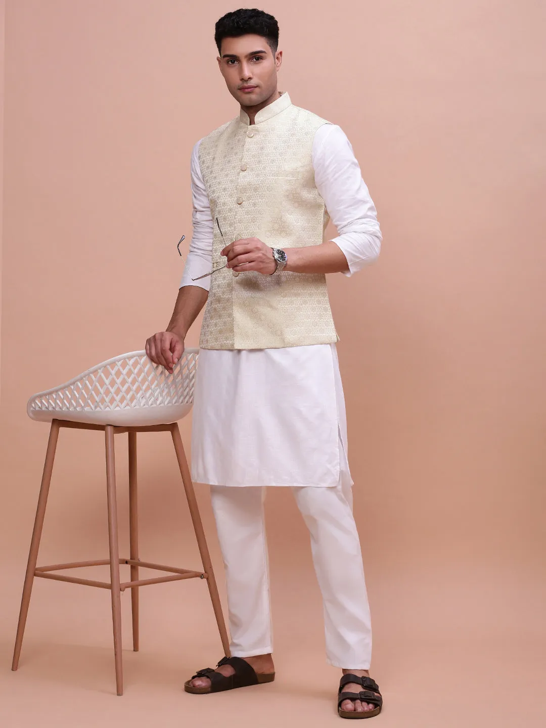 Men Woven Design Cream Slim Fit Nehru Jacket
