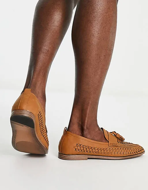 Tassel Woven Loafers In Tan